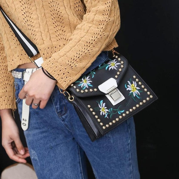 Bolsa tiracolo em Couro